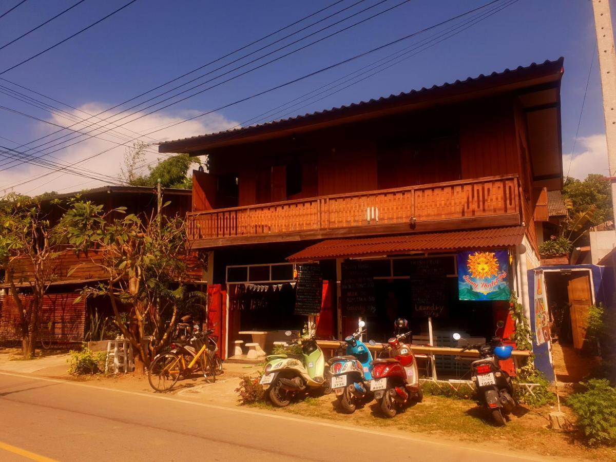 Sunny Hostel Пай Екстериор снимка